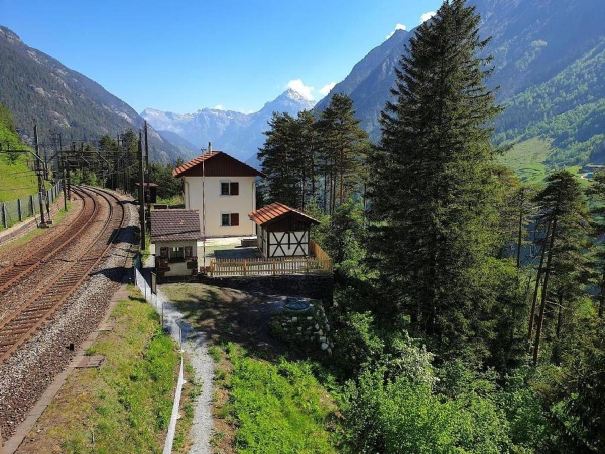 Bahnwaerterhaus Eggwald Villa Wassen Exterior photo